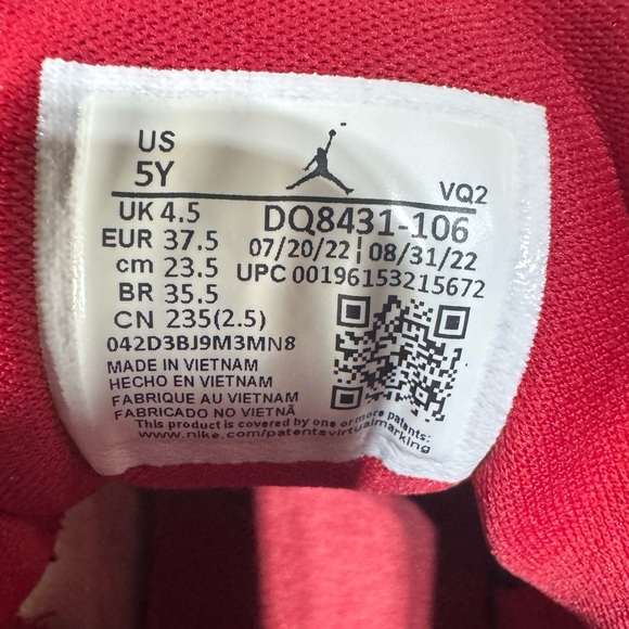 Air Jordan JUMPMAN TWO TREY 'CONCORD BRED Youth Size 5 - Picture 12 of 13